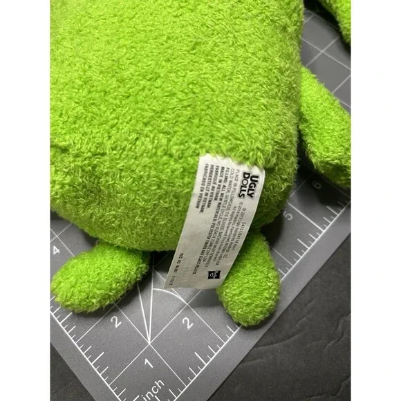Ugly Doll Dolls Ox Plush Mayor Uglyville Hasbro 2019 Green Stuffed Toy Soft 9" - Picture 4 of 8